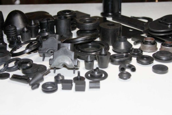 قطعات خودروهای سنگین